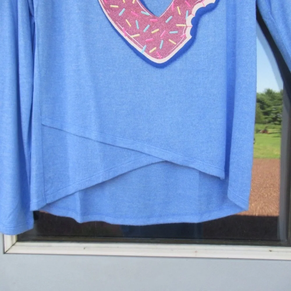 Relisted SO Sprinkle Kindness cozy glitter graphic top girls XL 14 / 16 - Picture 6 of 17